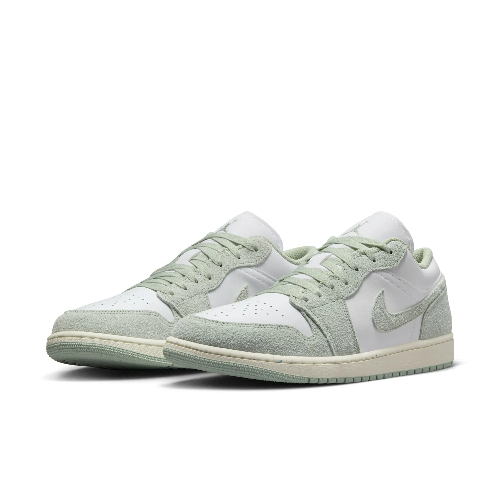 Air Jordan 1 Low SE (White/Seafoam/Sail)