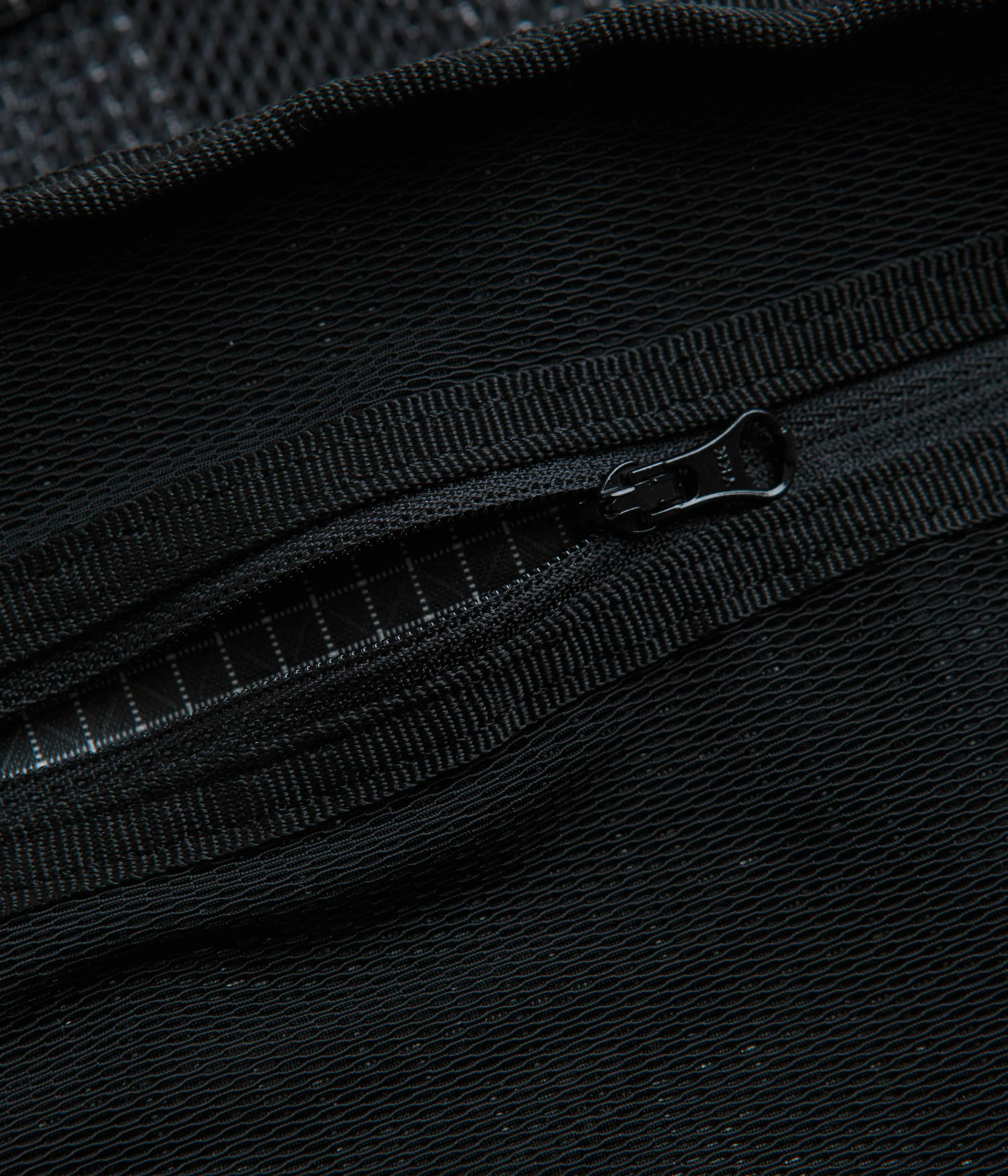 Cayl Sobaek Backpack - Grid Black