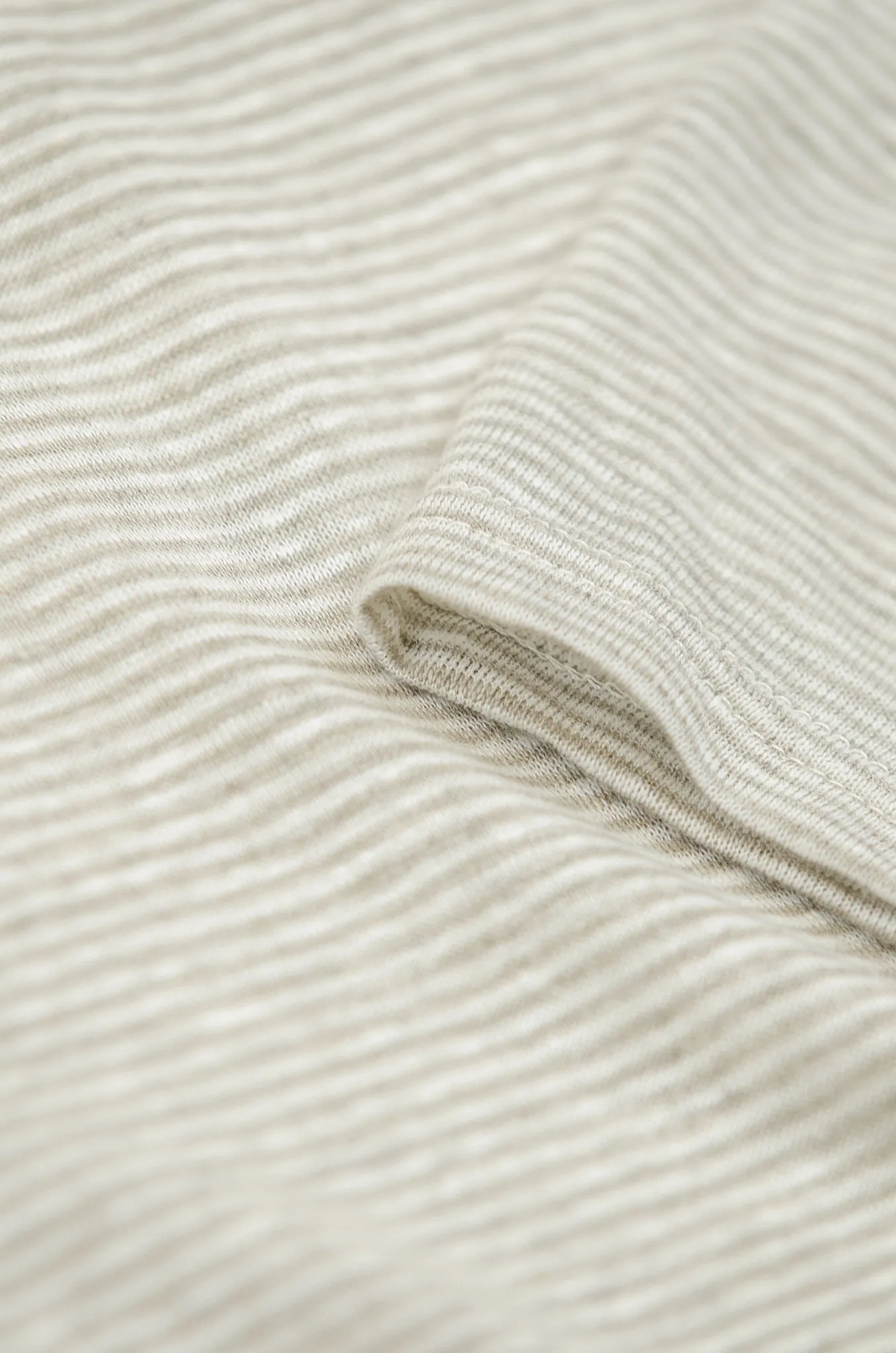 Elié long-sleeved t-shirt in soft-striped jersey (creme)