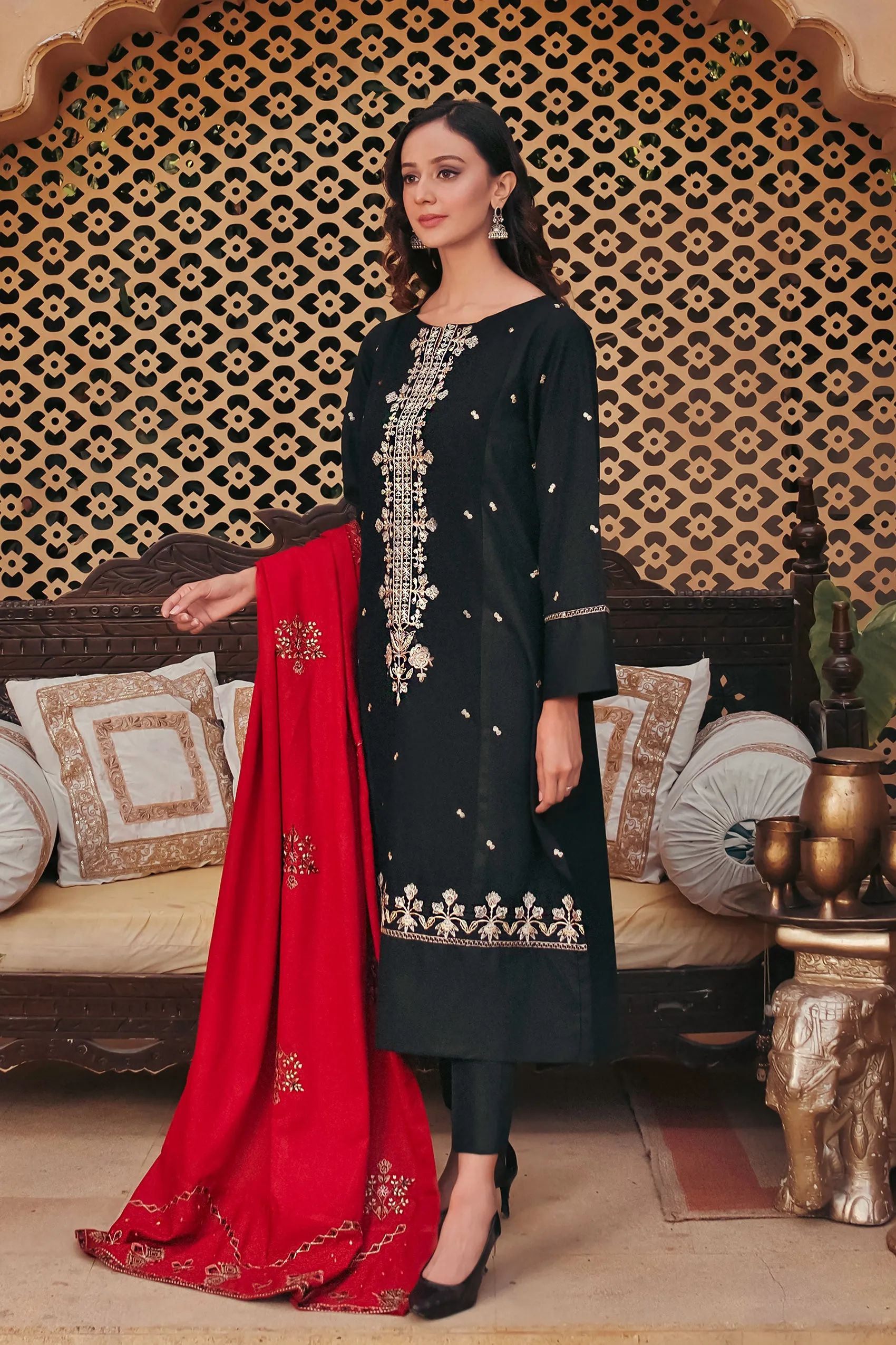 LUXURY WINTER KAARI KE- 00172 (3PC)